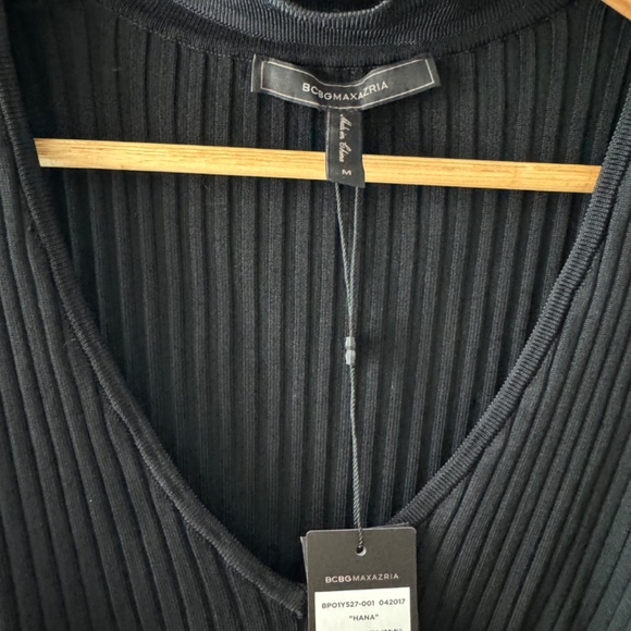 BCBG Hana Crop Top NWT - Picture 3 of 3